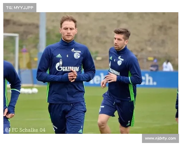 鲁尔德比对决解析：多特与 Schalke 04 的恩怨情仇与历史对抗